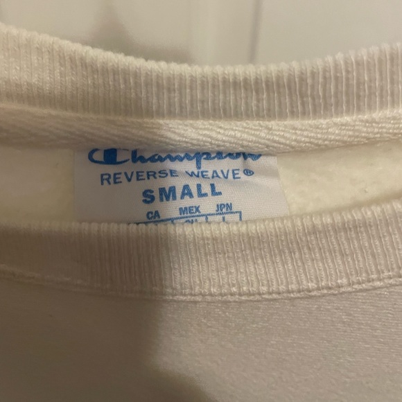 Champion white crew neck in size small - Picture 2 of 4